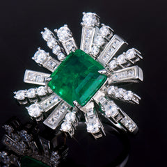 Fizzlejewels  Emerald Radiance Ring – Lab-Created Starburst Design with Cubic Zirconia Accents